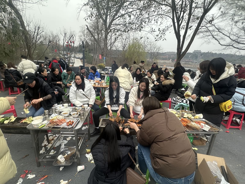 绵阳市ku酷游官网医疗器械有限公司—— 庆！！！3.8妇女节”，，共赴烧烤盛宴，，致敬巾帼风采1.jpg
